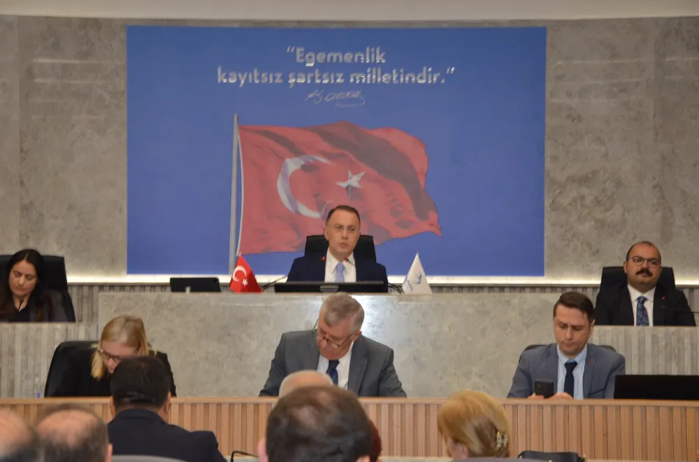 BEYLİKDÜZÜ BELEDİYESİ MART AYI MECLİS TOPLANTISI  BEYLİKDÜZÜ BELEDİYE BAŞKANI MEHMET MURAT ÇALIK BAŞKANLIĞINDA GERÇEKLEŞTİ.